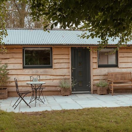 Rose Hideaway - Forest Of Dean Cosy Cabin Retreat Yorkley Εξωτερικό φωτογραφία